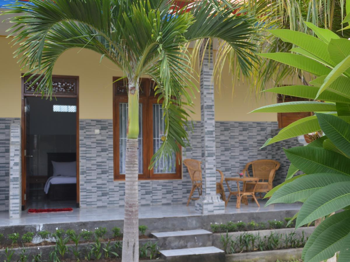 红多兹Plus酒店-新加拉惹 外观 照片